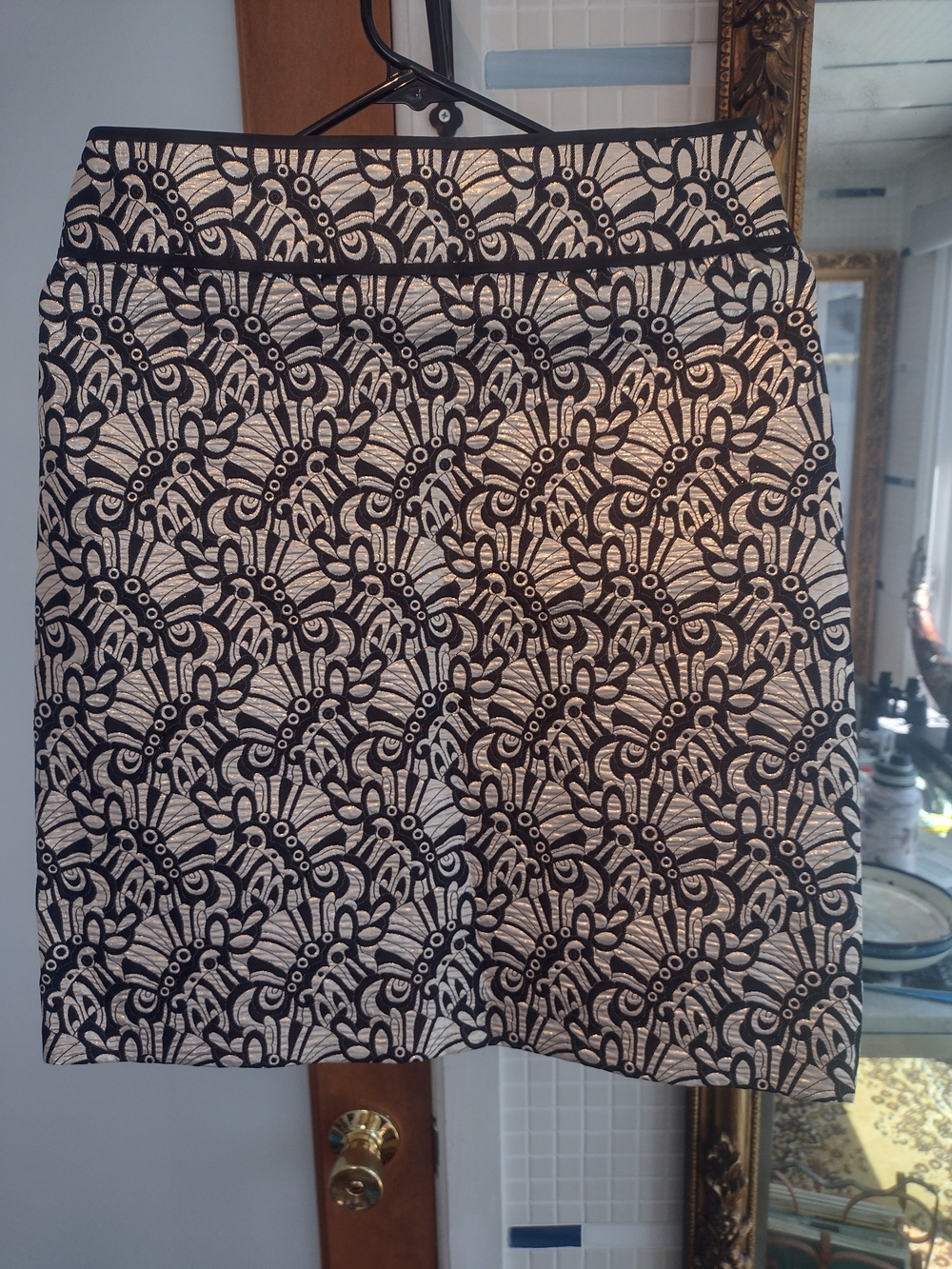 Black and Cream Patterned Women’s Skirt